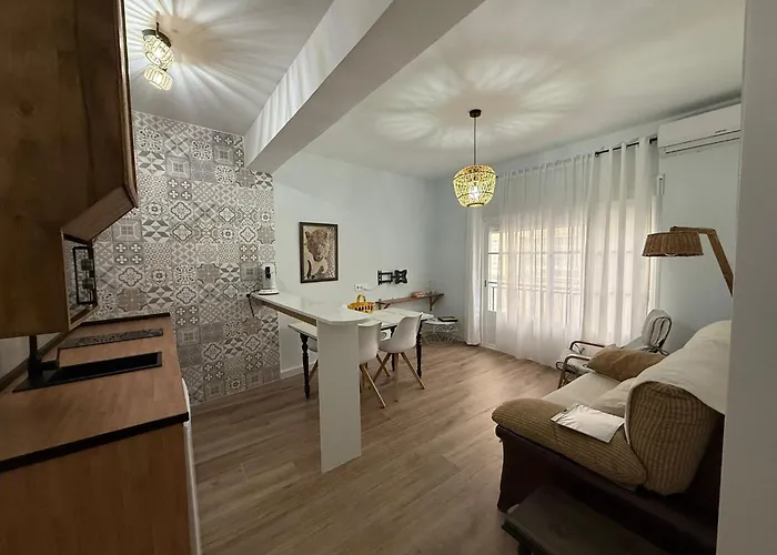 Lares 1 * Villanueva de la Serena